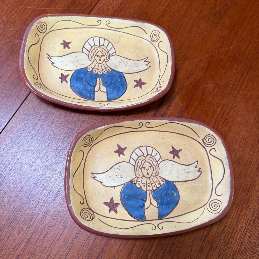 TWO Red Oaks Studio Pottery Pam Amhurst Angel Ceramic Trinket Dish Christmas